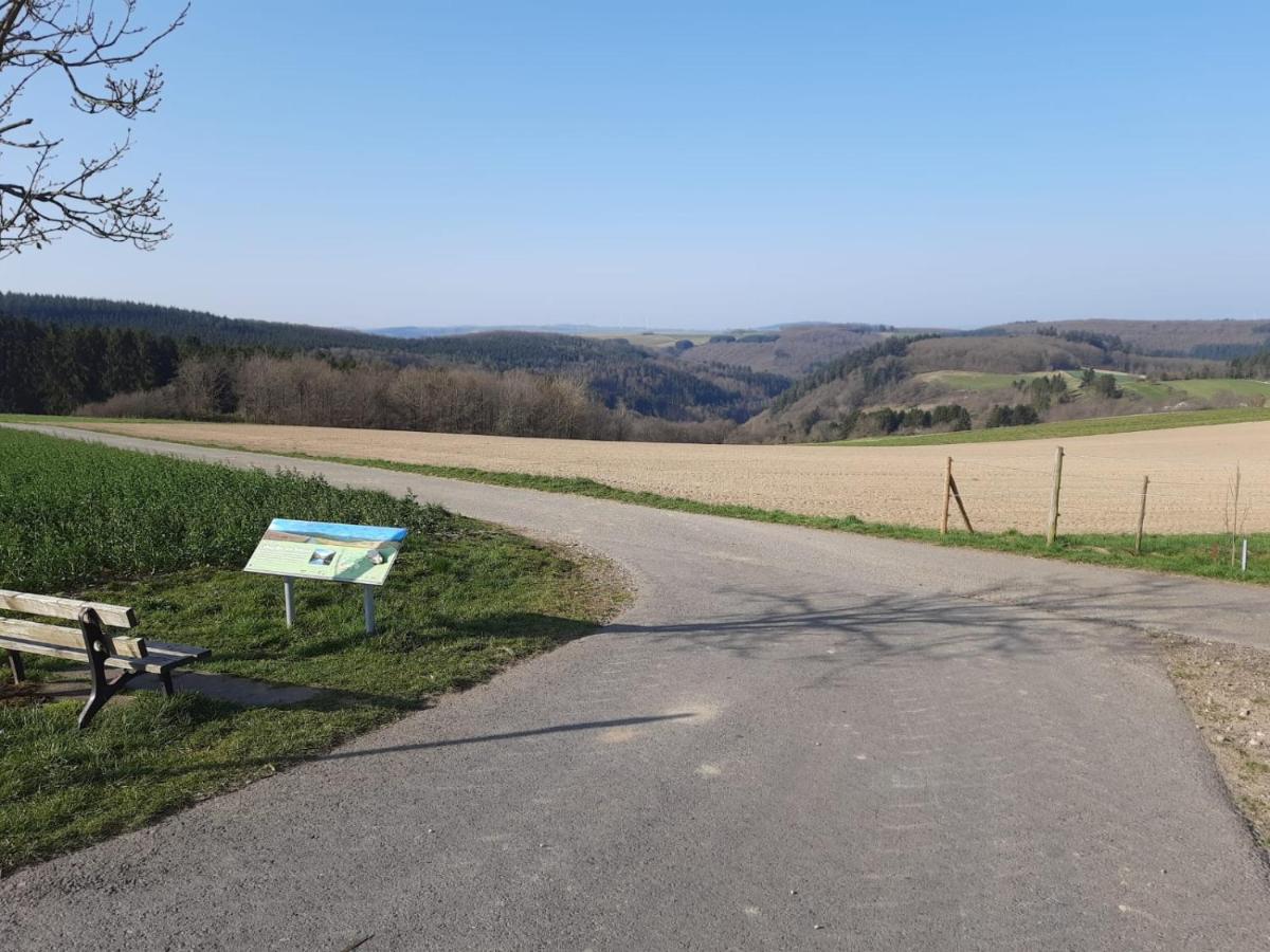 Ferienwohnung Sternfeld Osburg Buitenkant foto